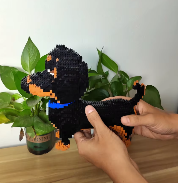 Taksų Šuns Modelis – Mikro Mini Statybinių Blokelių Rinkinys