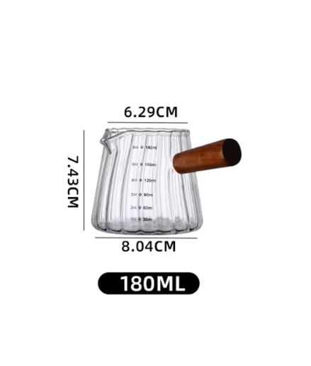 Stiklinis matavimo puodelis su medine rankena