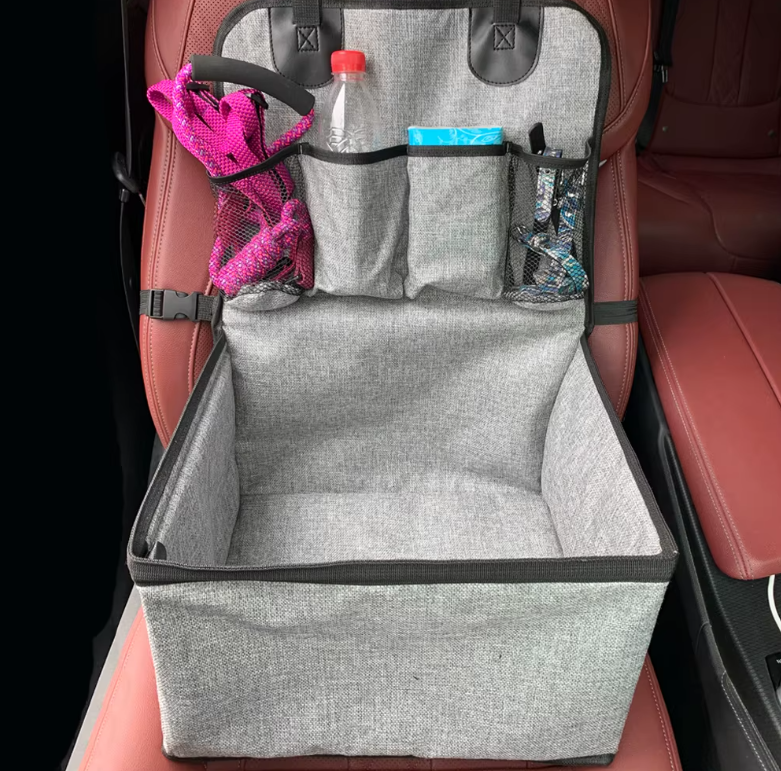 Automobilinė kėdutė šunims