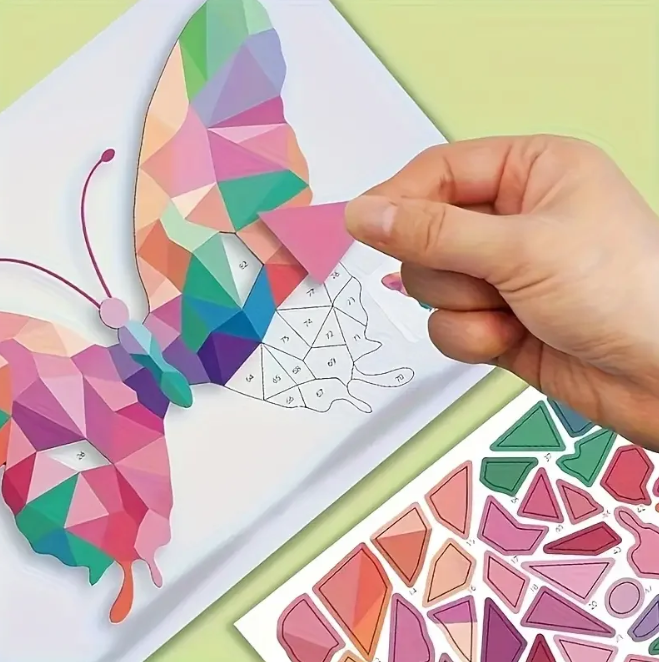 16 dalių 3D Geometrinių Lipdukų Dėlionės Rinkinys