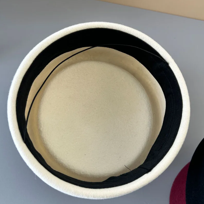 Concave top kepurė moterims