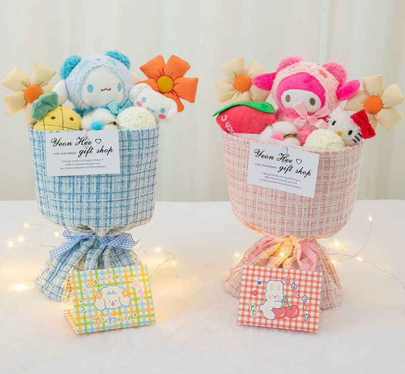Hello Kitty - Minkšta Pliušinių Gėlių Puokštė