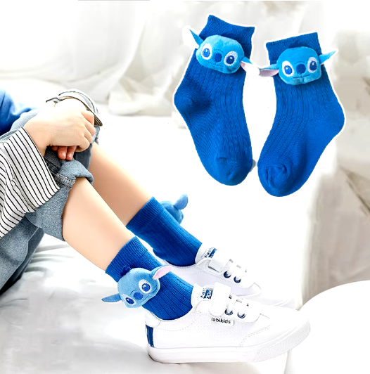 Stitch vaikiškos kojinės – mielos ir patogios 3D animacinės kojinės mažiesiems!