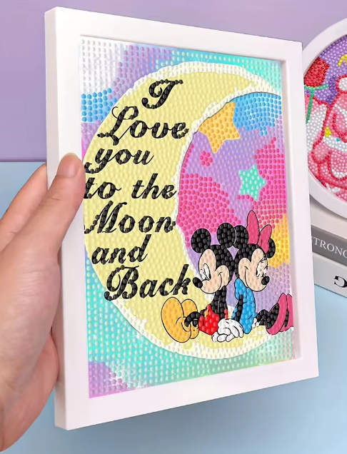 Disney Deimantinė Tapyba – Mėnulis, Mikis ir Minė