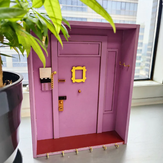 „Draugai“ TV serialo raktų laikiklis