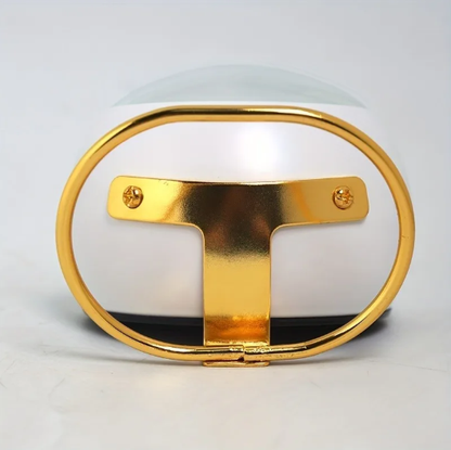 Stalo laikrodis su naktiniu apšvietimu