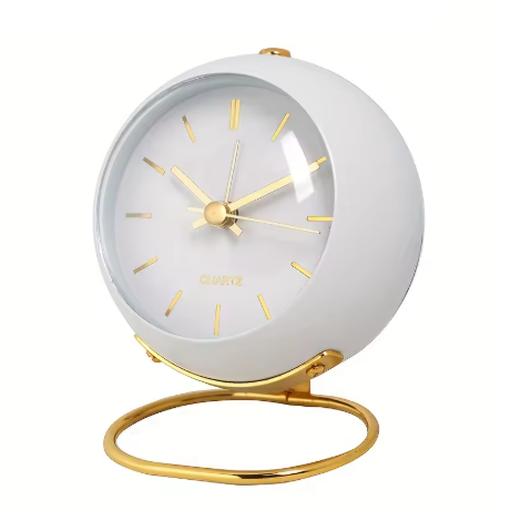 Stalo laikrodis su naktiniu apšvietimu