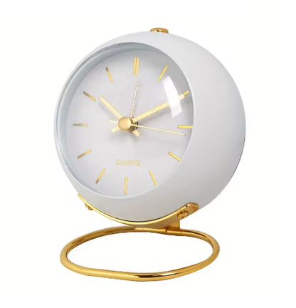 Stalo laikrodis su naktiniu apšvietimu