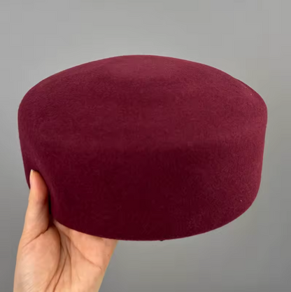 PRABANGI MOTERIŠKA VILNONĖ FEDORA / PILLBOX STILIAUS SKRYBĖLĖ