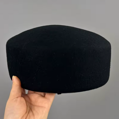 PRABANGI MOTERIŠKA VILNONĖ FEDORA / PILLBOX STILIAUS SKRYBĖLĖ