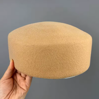 PRABANGI MOTERIŠKA VILNONĖ FEDORA / PILLBOX STILIAUS SKRYBĖLĖ