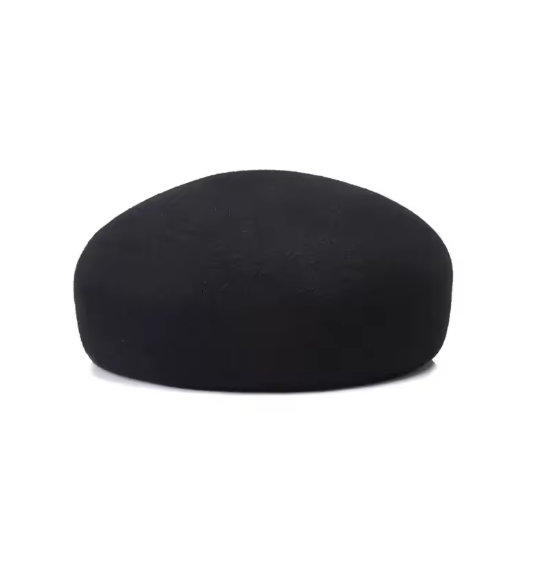 Elegancija su moderniu siluetu – dome top kepurė moterims