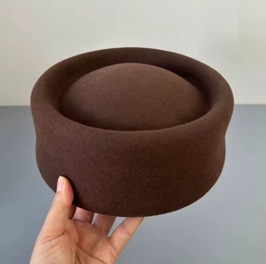 Concave top kepurė moterims