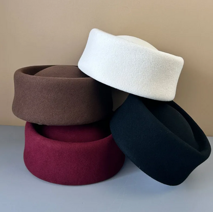 Concave top kepurė moterims