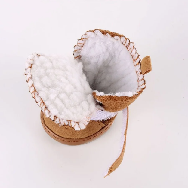 Žieminiai batukai augintiniams (4 vnt. rinkinys)