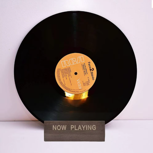 Medinis "Now Playing" vinilo plokštelių laikiklis